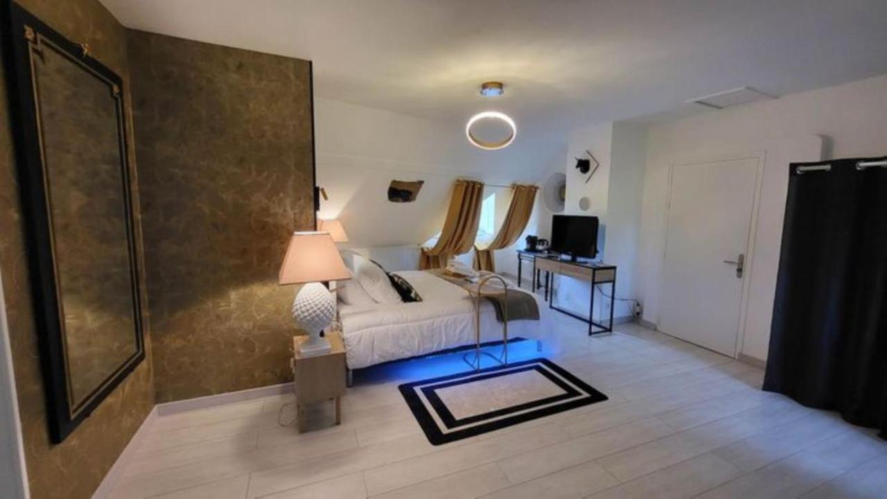 Villa Raffaella Les Albres 外观 照片