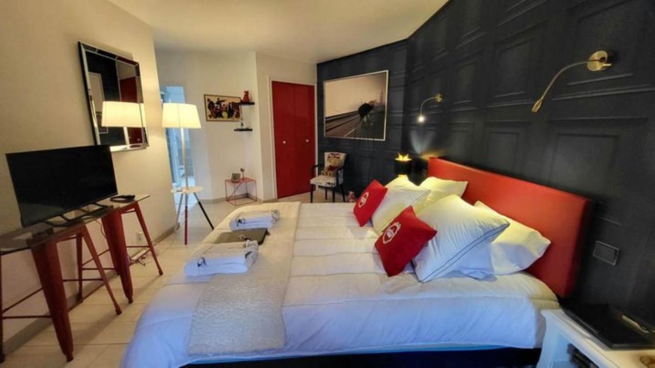 Villa Raffaella Les Albres 外观 照片